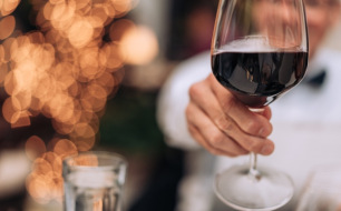 Comment concevoir une carte des vins idéale pour votre restaurant italien ?